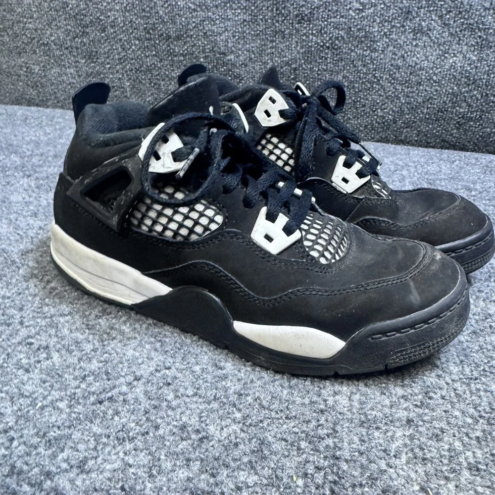 Jordan Sneakers Kids 3Y Air Jordan 4 Retro Black White FV4537-001 Basketball EUC
